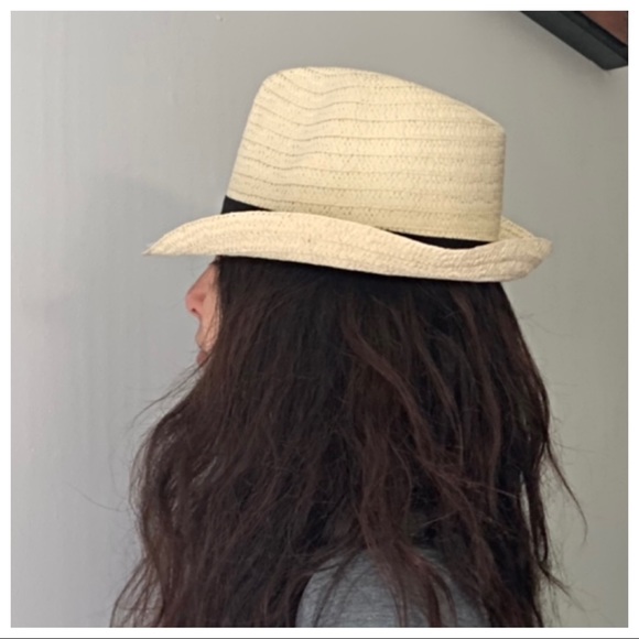 ✨LAST ONE✨Light weight Fedora - Picture 3 of 7